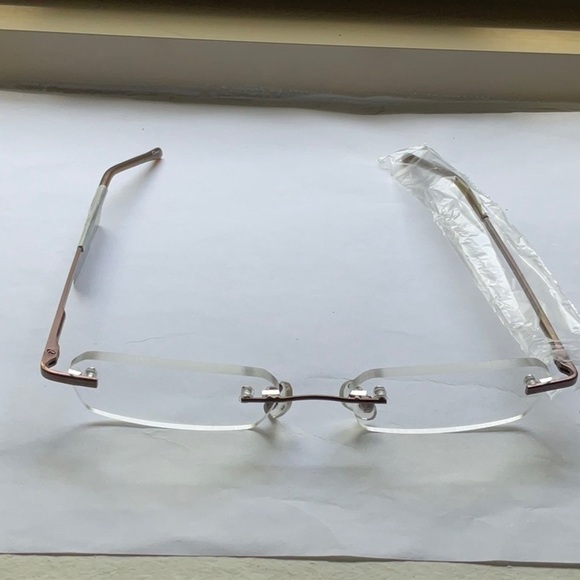 New Foster Grant Reading Glasses 1.25 - Picture 4 of 4